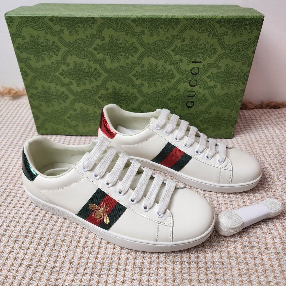 Women's Gucci bee sneakers - EU38